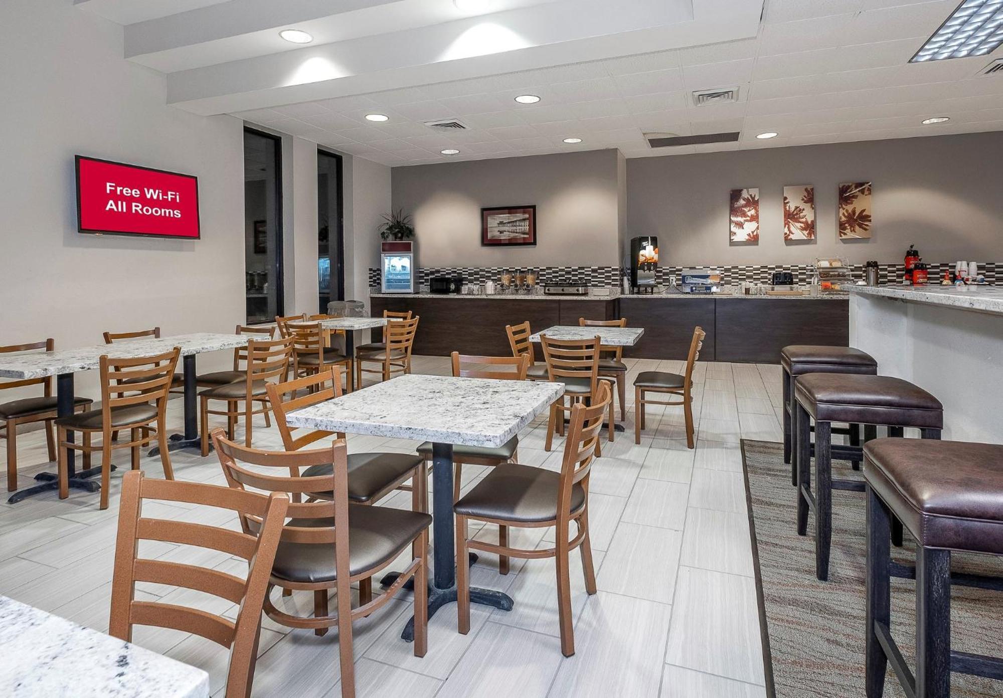 Red Roof Inn Gulfport - Biloxi Airport Exterior photo